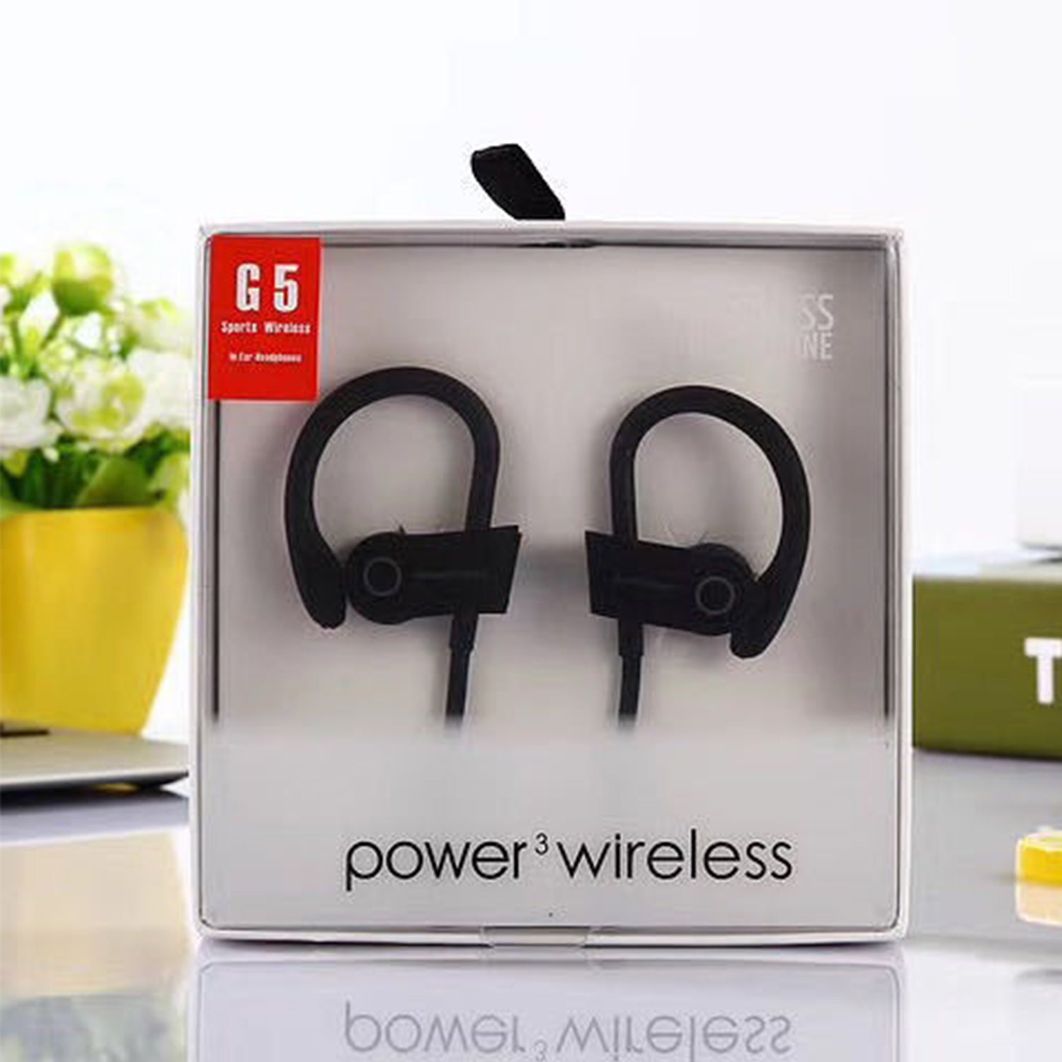 Universal  Wireless in-Ear Headphones with Mic & Sounds Remote