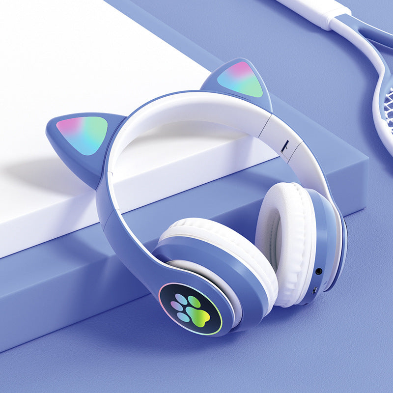 Headset wireless Bluetooth cat ear headset LED luminous plug-in card folding e-sports game headset