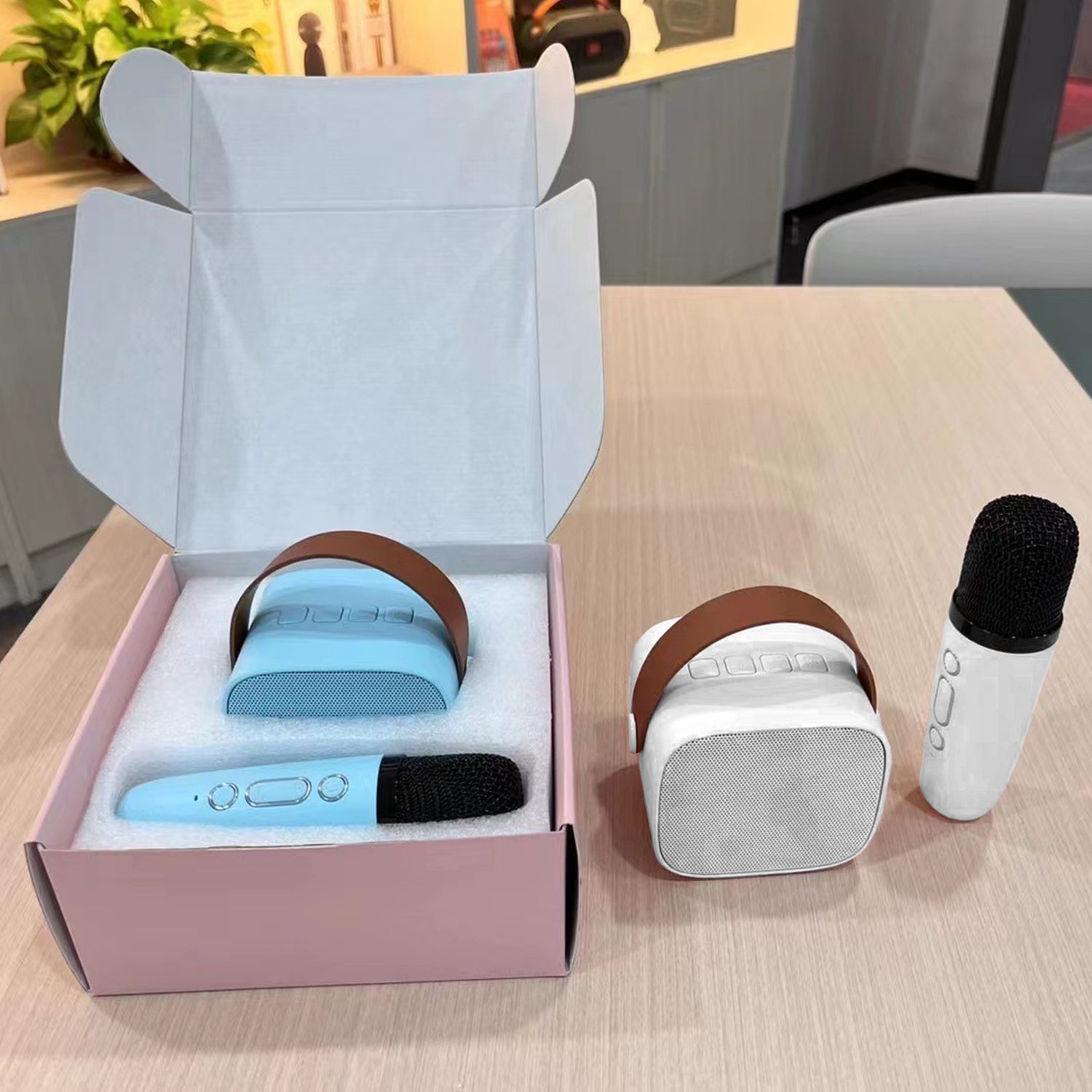 Hand Carry Bluetooth karaoke Sound With Microphone Set,All in One