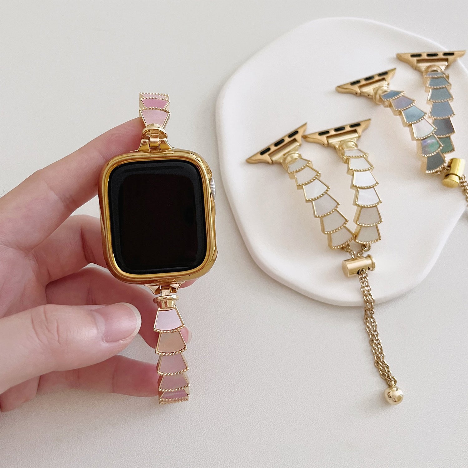 42/44/45/49mm Shell Bracelet For Apple Watch Series 9/SE/7/6/ 5/ 4 /3/ 2/ 1