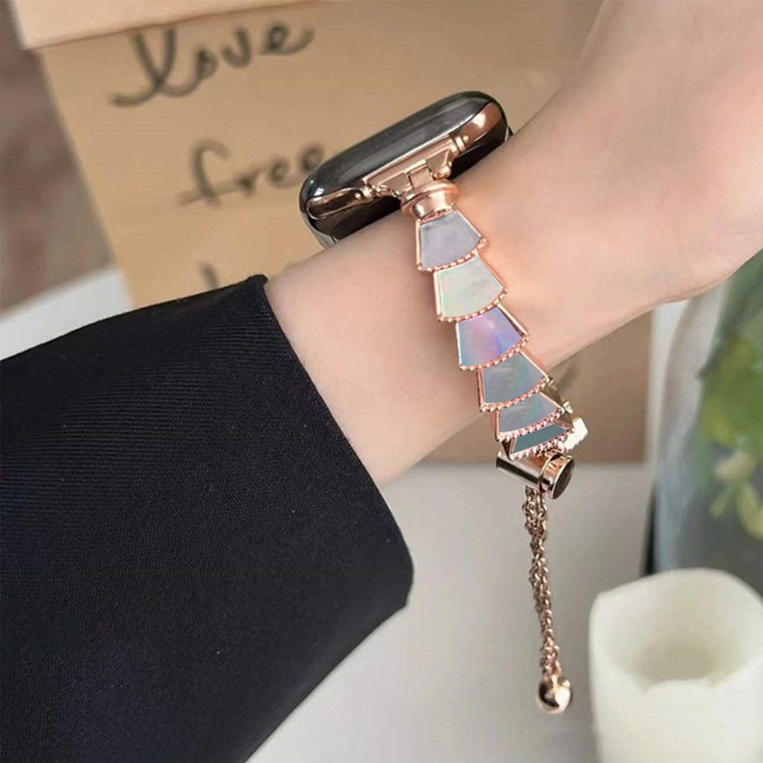 42/44/45/49mm Shell Bracelet For Apple Watch Series 9/SE/7/6/ 5/ 4 /3/ 2/ 1