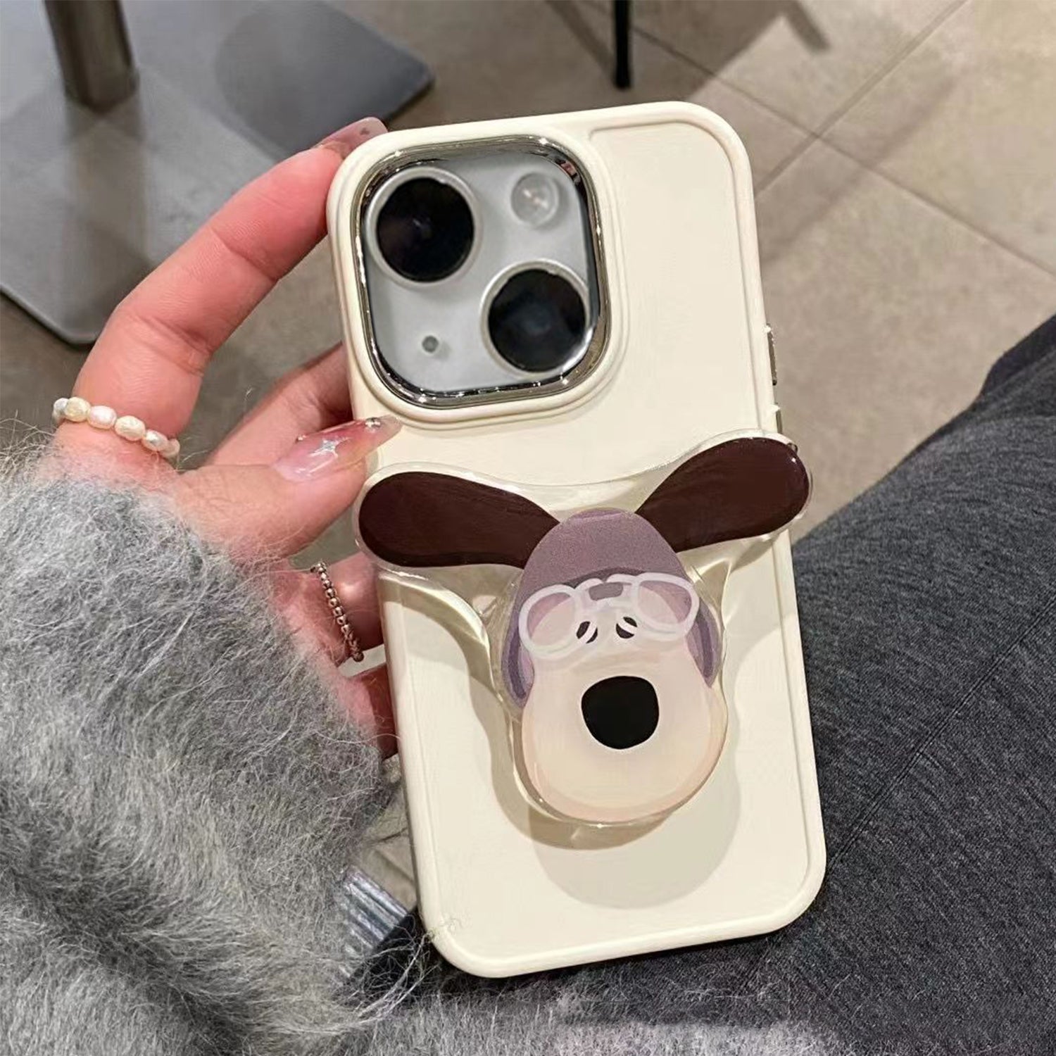 iPhone 14/13 Creative Cartoon Bracket Case