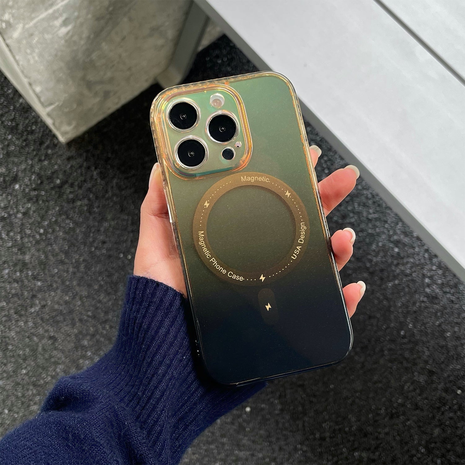 iPhone 13 Pro Max Fashion Gradient Light and Shadow Magnetic Case
