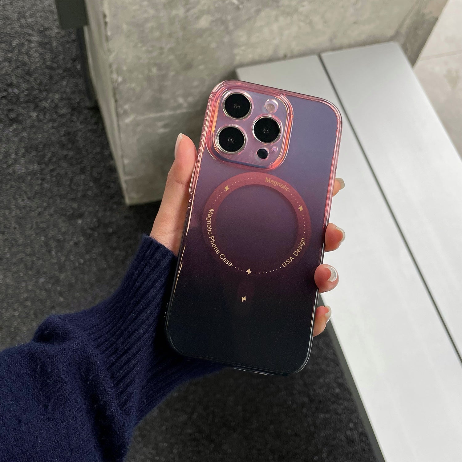 iPhone 13 Pro Max Fashion Gradient Light and Shadow Magnetic Case