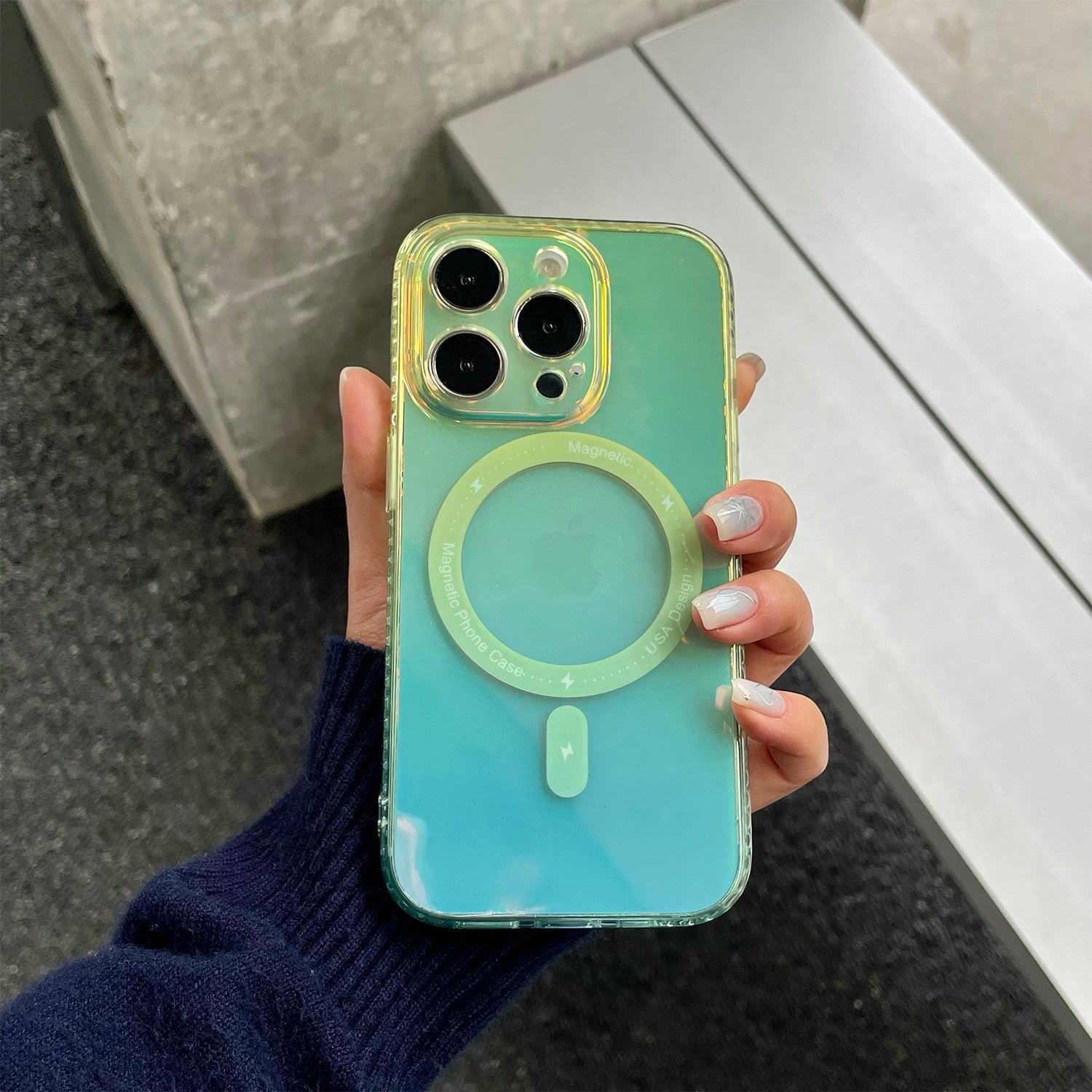 iPhone 13 Pro Max Fashion Gradient Light and Shadow Magnetic Case