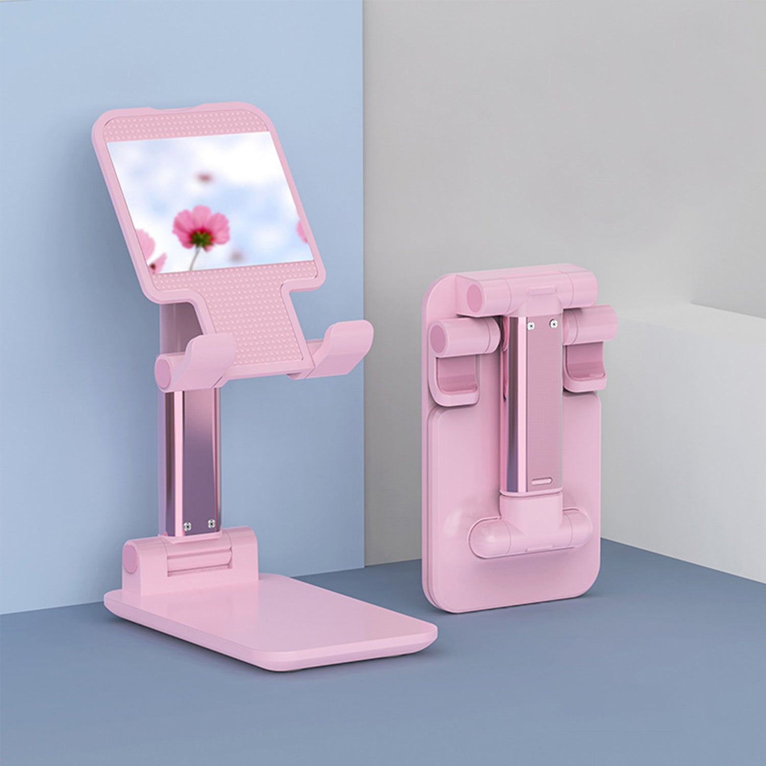 Mobile phone bracket folding and retractable