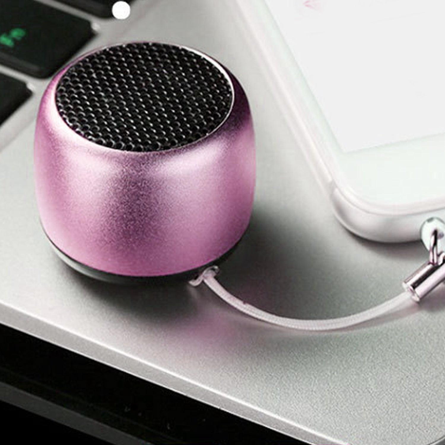 2021 new wireless Bluetooth audio outdoor portable small audio car subwoofer Mini Bluetooth speaker
