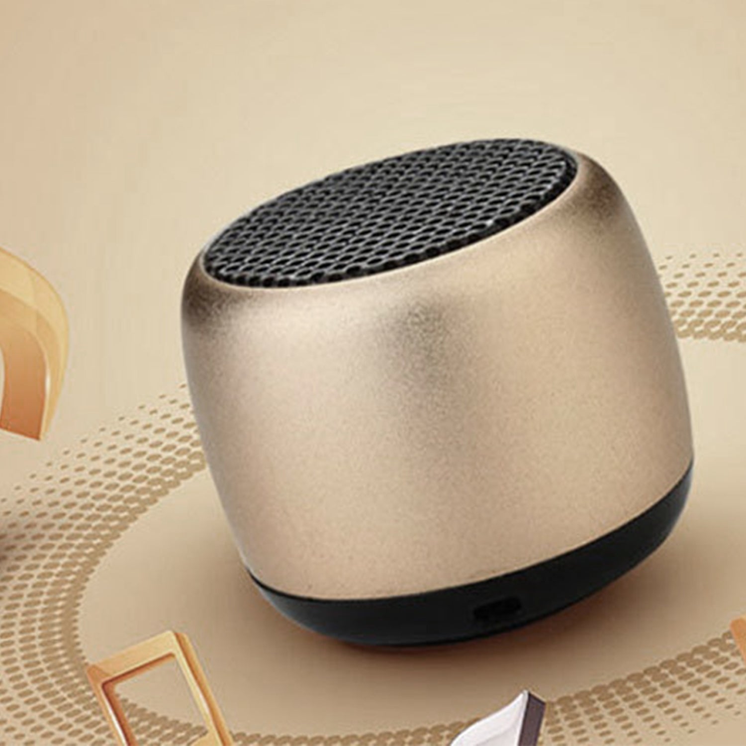 2021 new wireless Bluetooth audio outdoor portable small audio car subwoofer Mini Bluetooth speaker